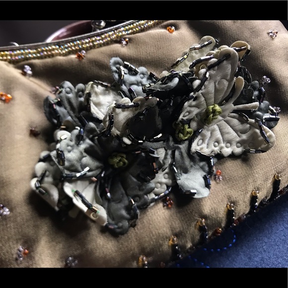 Luvshoe’s clutch in good used condition - Picture 7 of 8